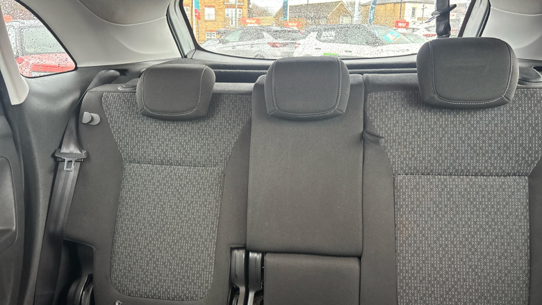 Vauxhall Crossland X 1.2T ecoTec [110] SE Nav 5dr [6 Speed] [S/S] Petrol Hatchback